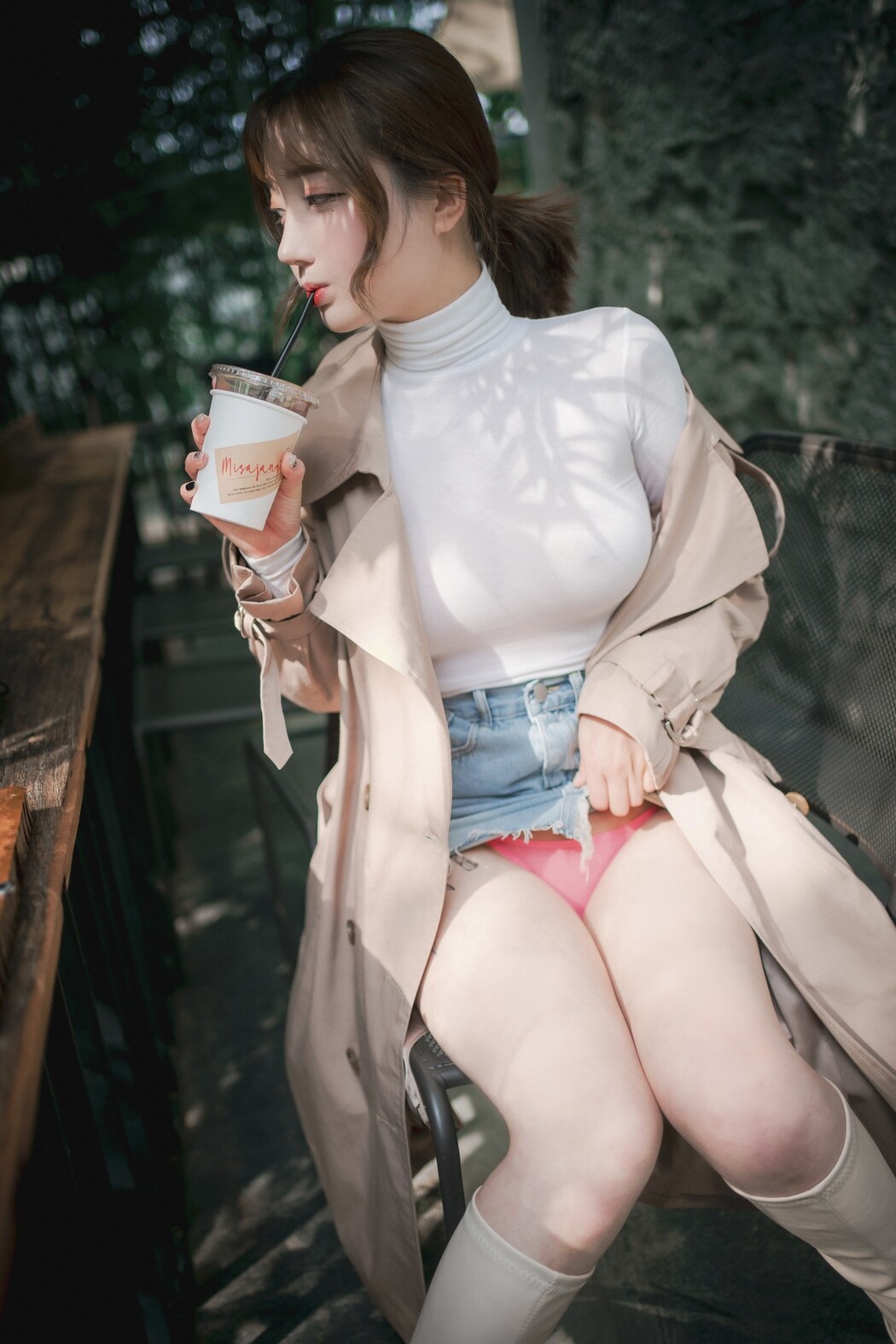 Son Yeeun 손예은, [LOOZY] A Snap of Intimacy Set.01