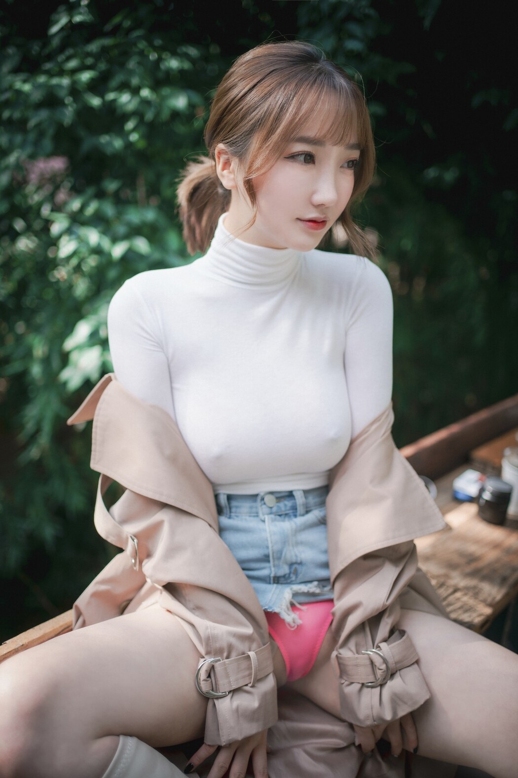Son Yeeun 손예은, [LOOZY] A Snap of Intimacy Set.01