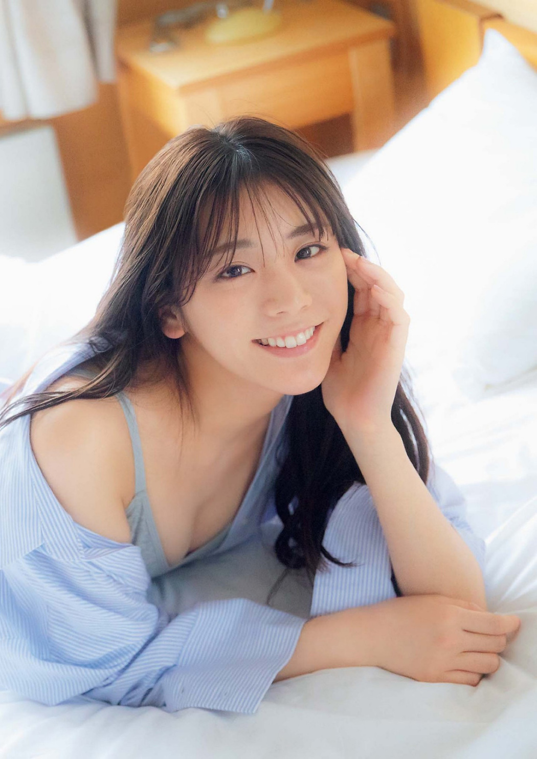 Asuka Kijima 貴島明日香, Big Comic Spirits 2022 No.23 (ビッグコミックスピリッツ 2022年23号)