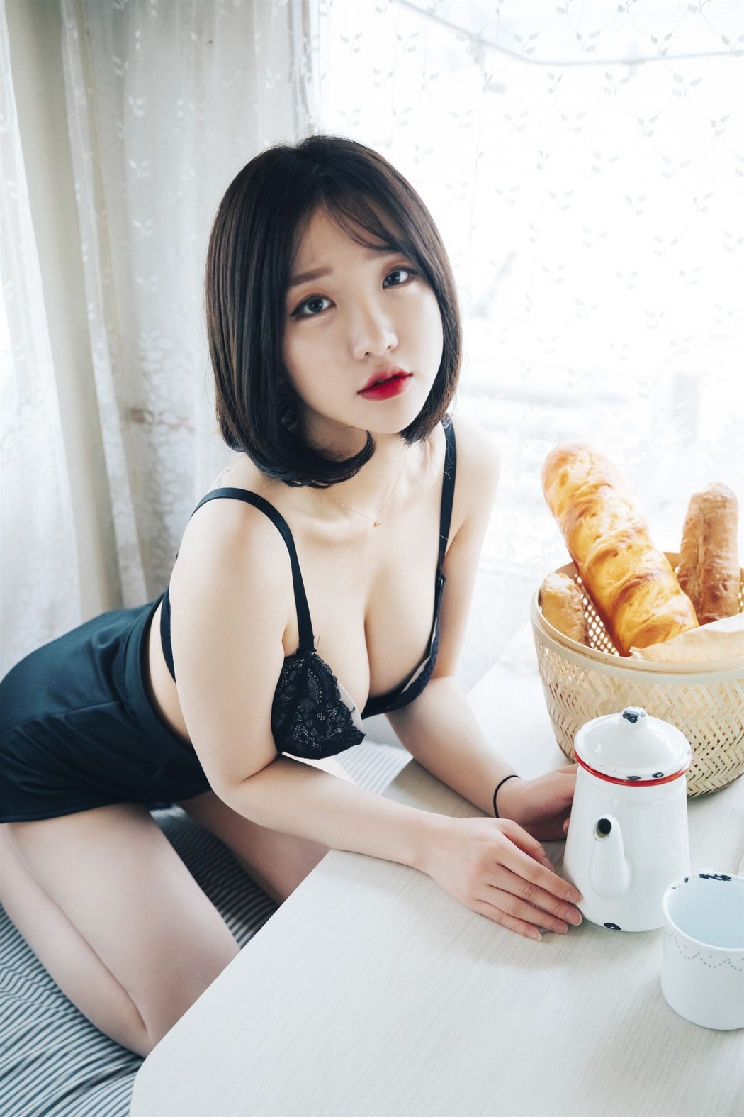Son Yeeun 손예은, [LOOZY] Officegirl s Vacation Vol.02 - Set.01
