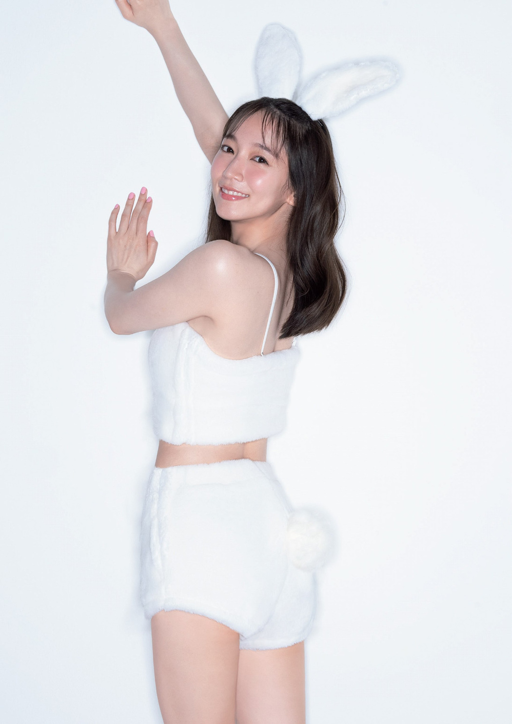 Riho Yoshioka 吉岡里帆, Weekly Playboy 2022 No.22 (週刊プレイボーイ 2022年22号)