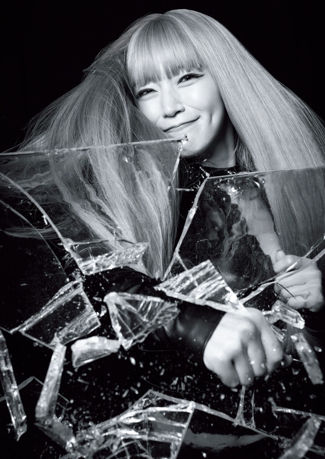 Riho Yoshioka 吉岡里帆, Weekly Playboy 2022 No.22 (週刊プレイボーイ 2022年22号)