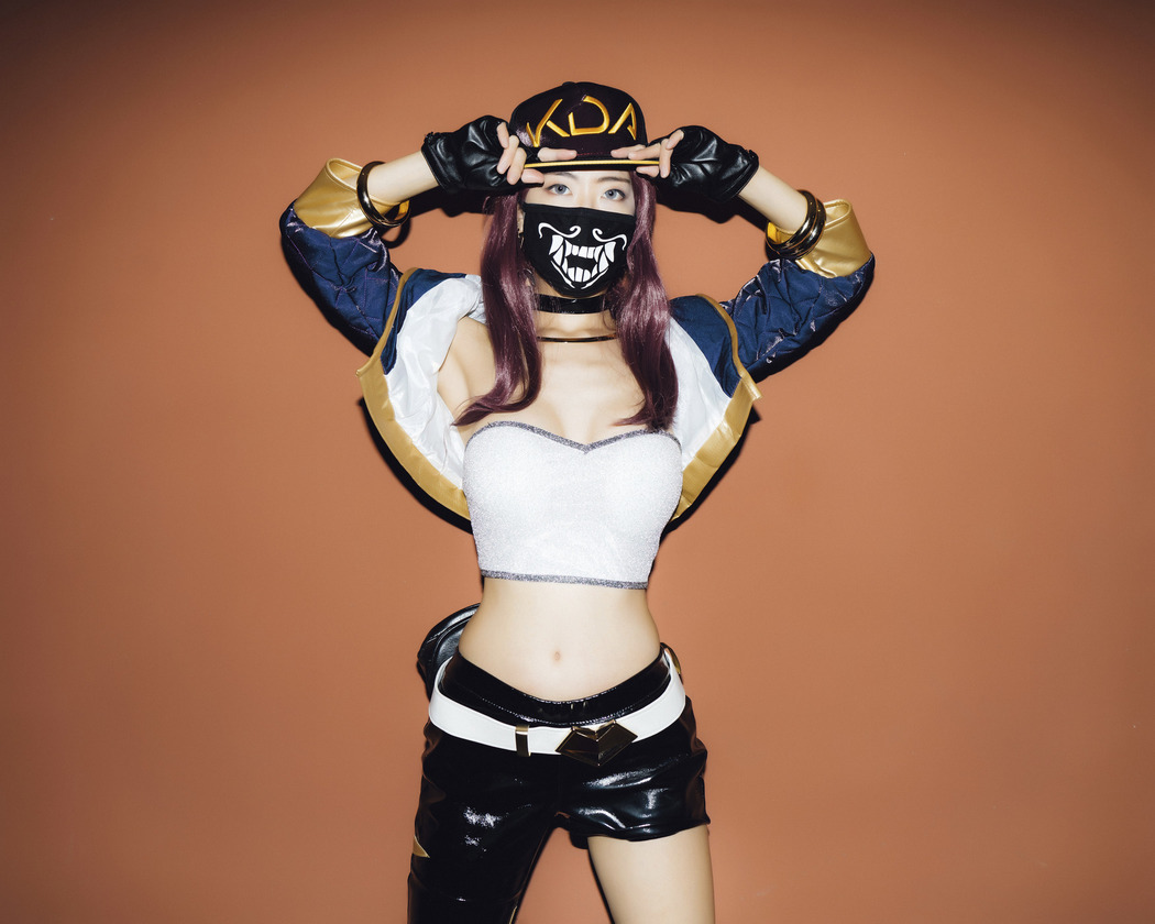 Mona 모나, [Moon Night Snap] K/DA Akali Set.01