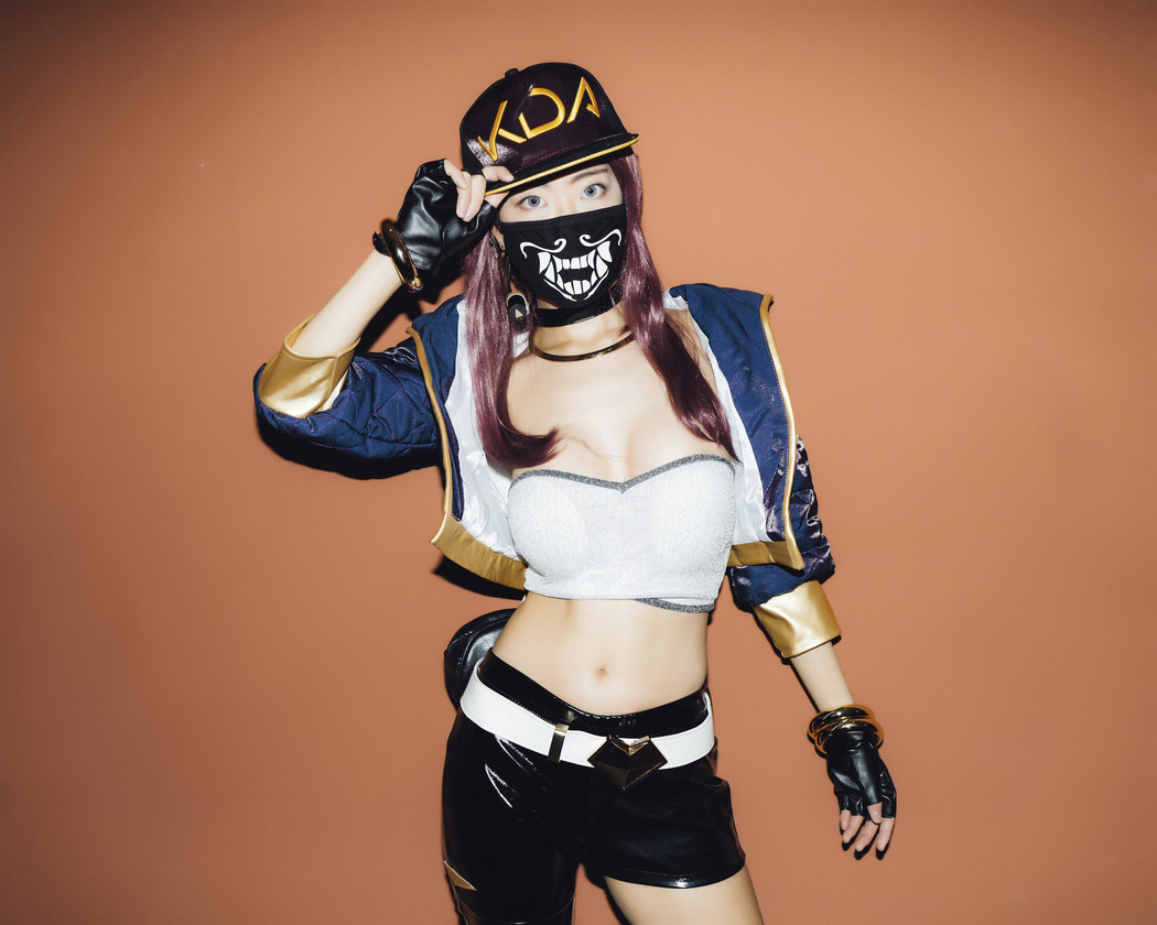 Mona 모나, [Moon Night Snap] K/DA Akali Set.01