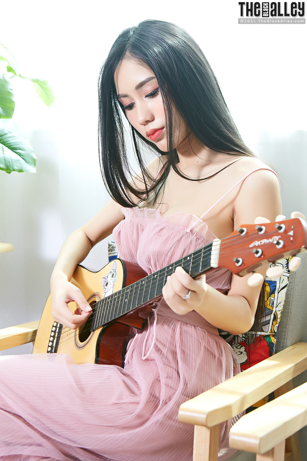 [The Black Alley] Evelynne Photo Set.04 (2021.09.01) Cover Photo