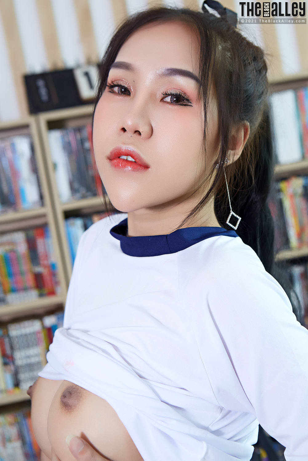 [The Black Alley] Parissa Photo Set.10 (2021.09.17)