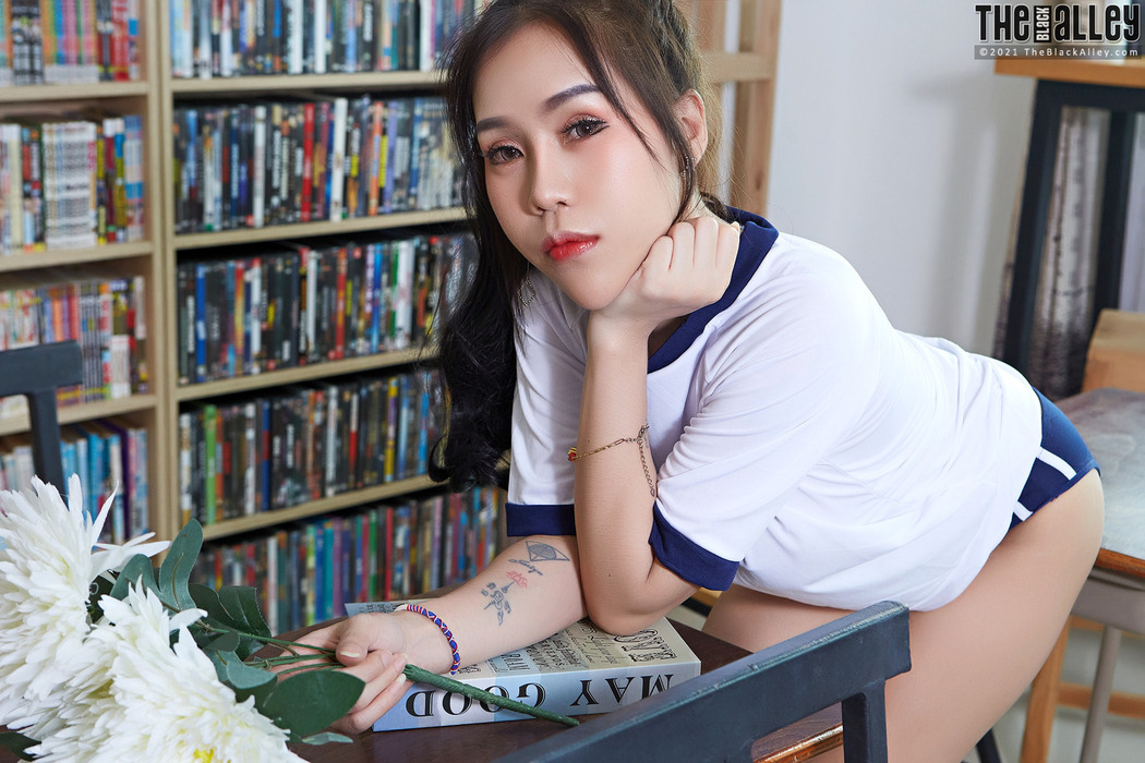 [The Black Alley] Parissa Photo Set.10 (2021.09.17)