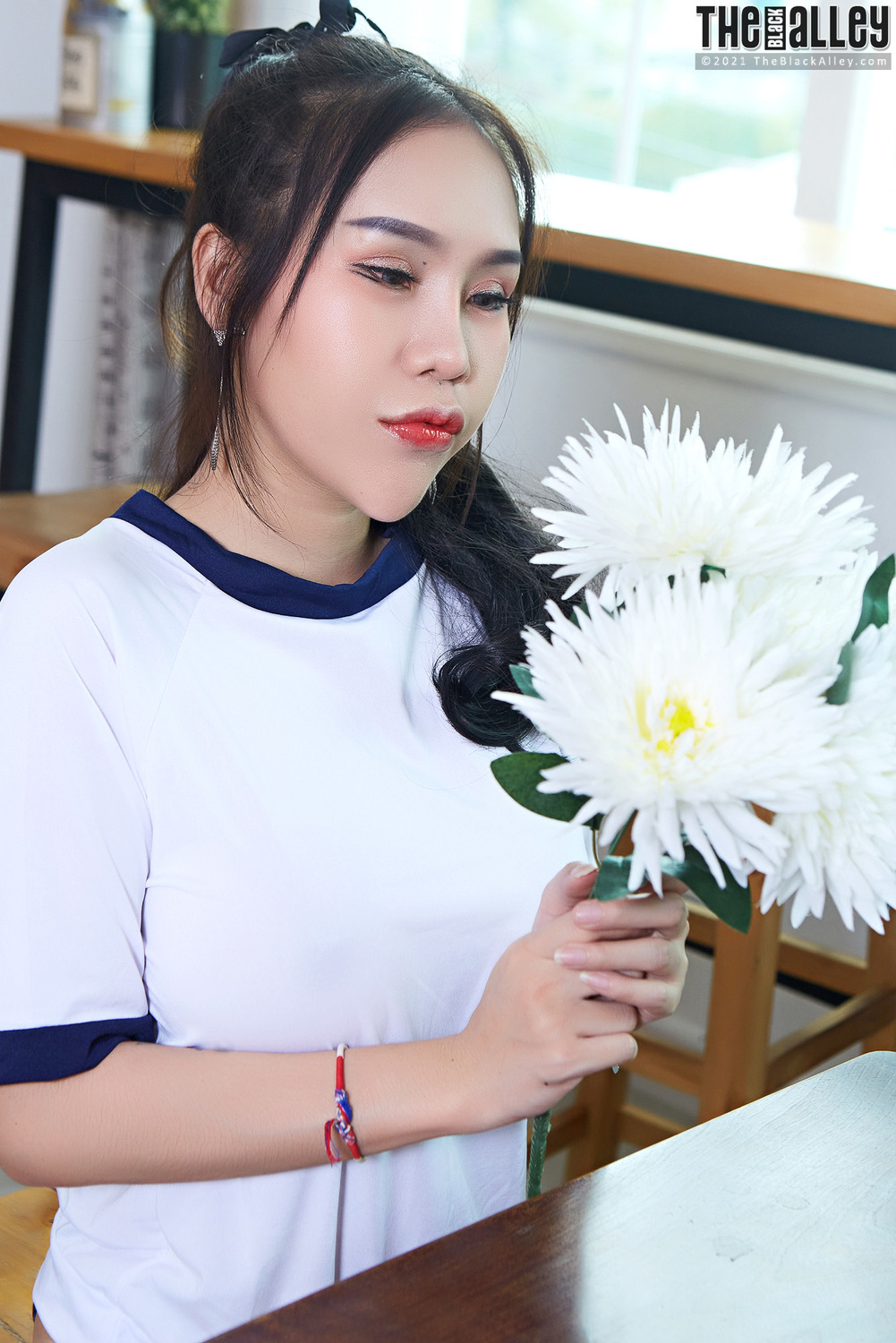 [The Black Alley] Parissa Photo Set.10 (2021.09.17)