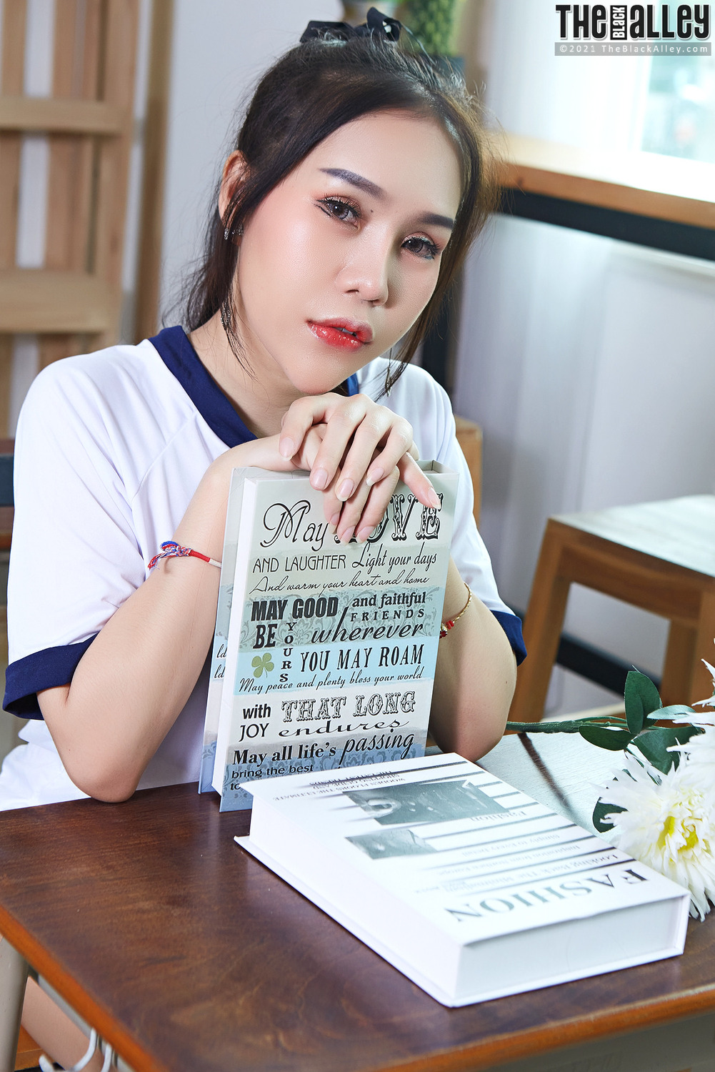 [The Black Alley] Parissa Photo Set.10 (2021.09.17)