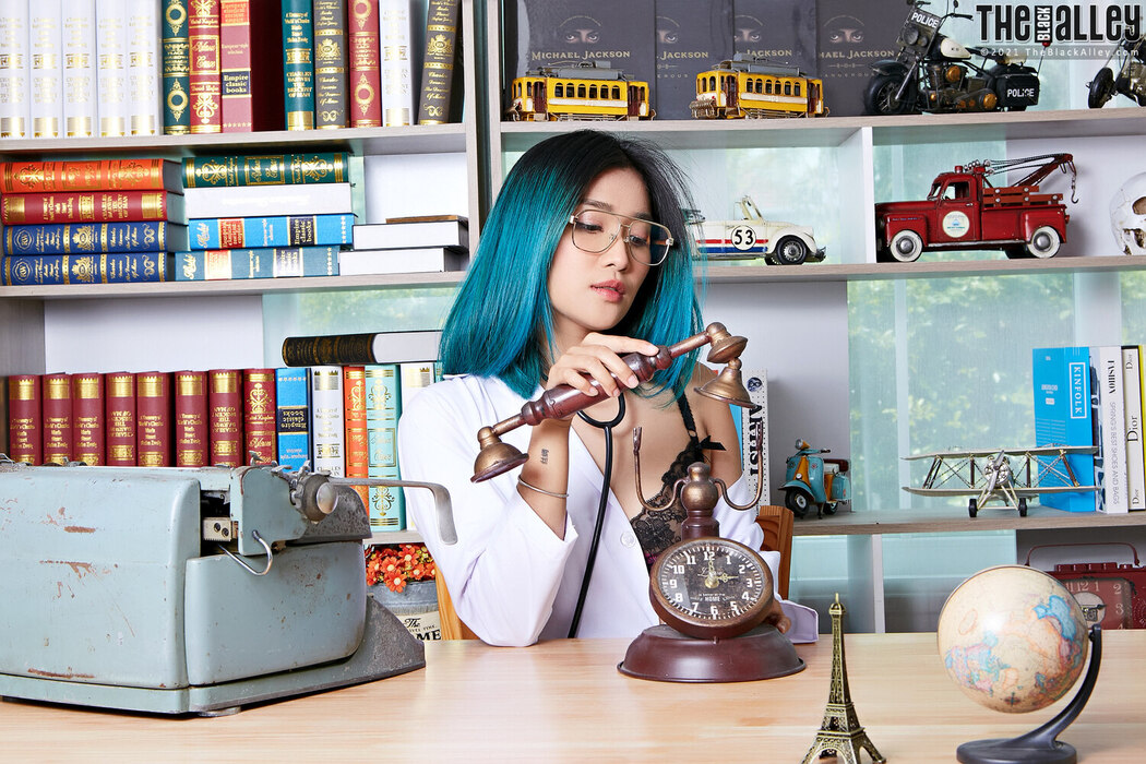 [The Black Alley] Apple Photo Set.142 (2021.09.23)