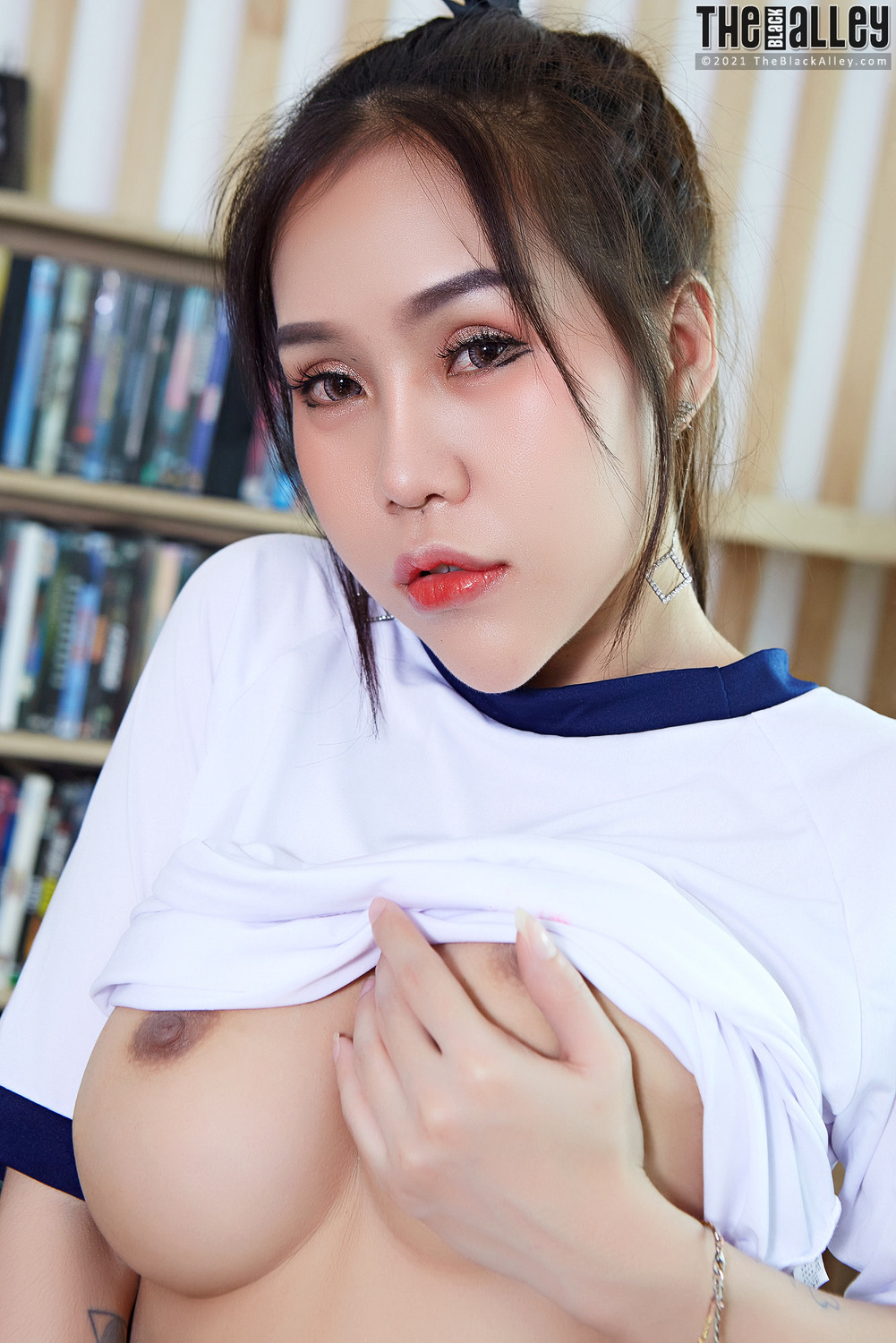 [The Black Alley] Parissa Photo Set.10 (2021.09.17)