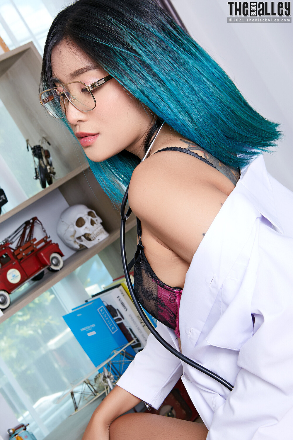 [The Black Alley] Apple Photo Set.142 (2021.09.23)