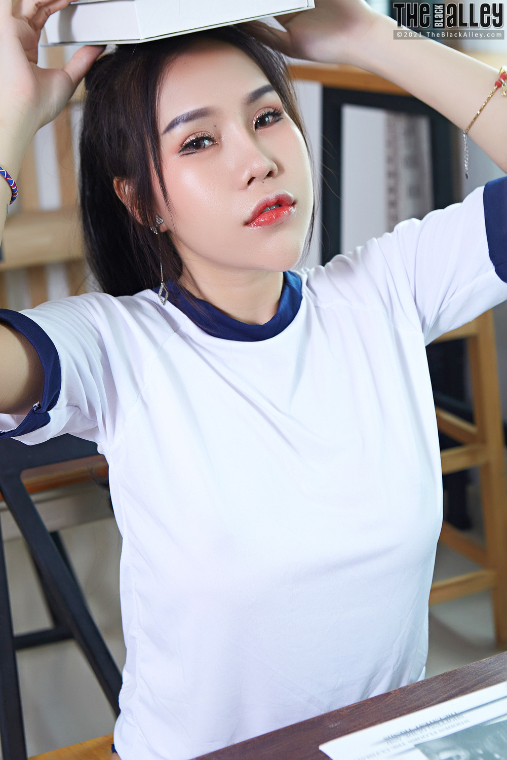 [The Black Alley] Parissa Photo Set.10 (2021.09.17)