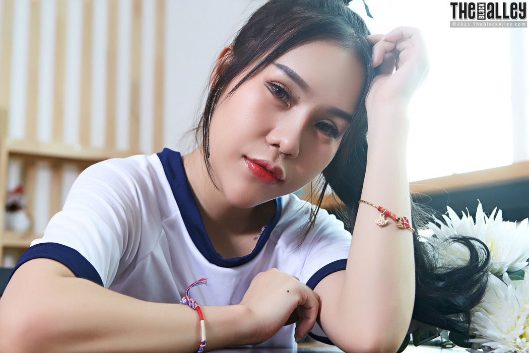 [The Black Alley] Parissa Photo Set.10 (2021.09.17)