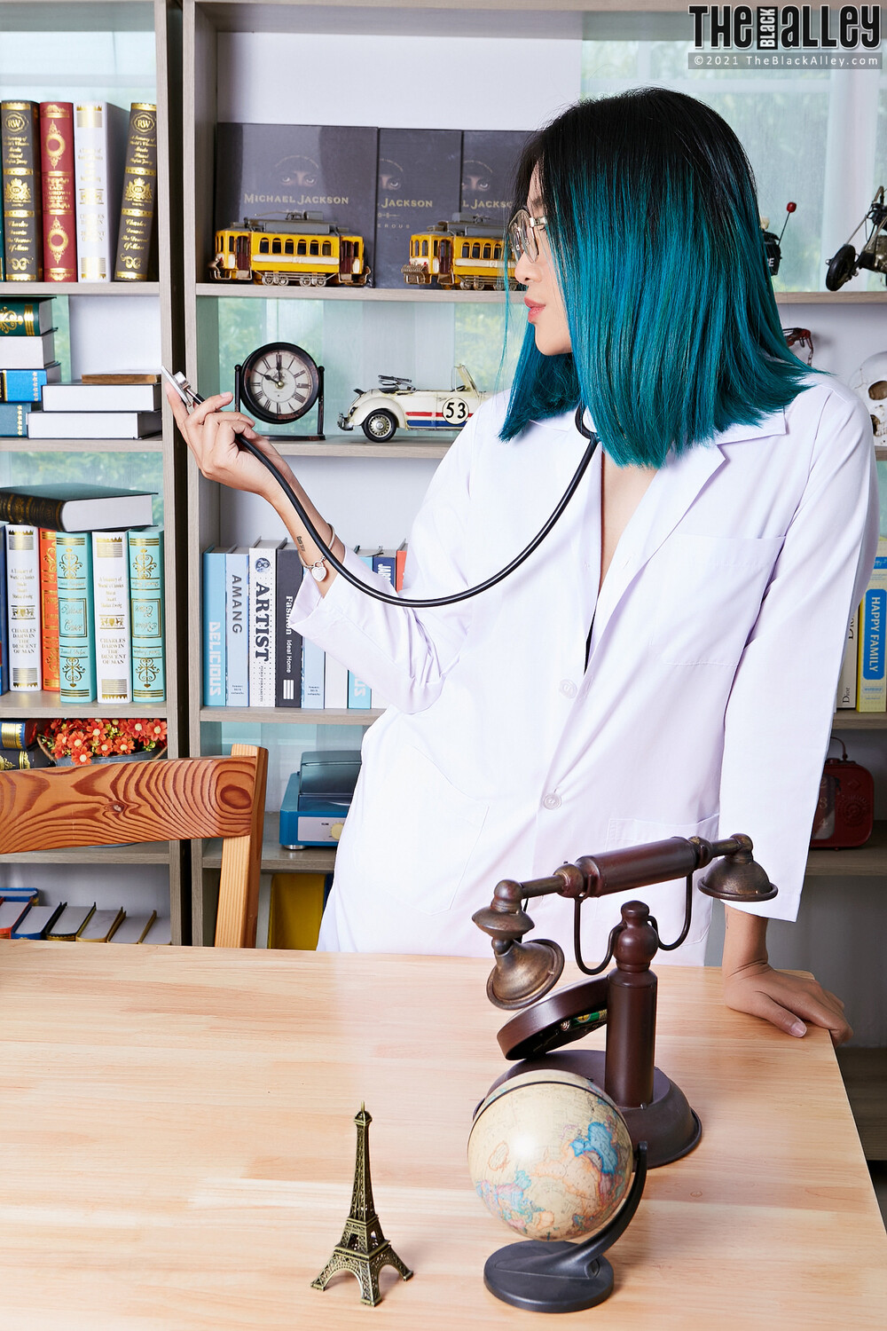 [The Black Alley] Apple Photo Set.142 (2021.09.23)