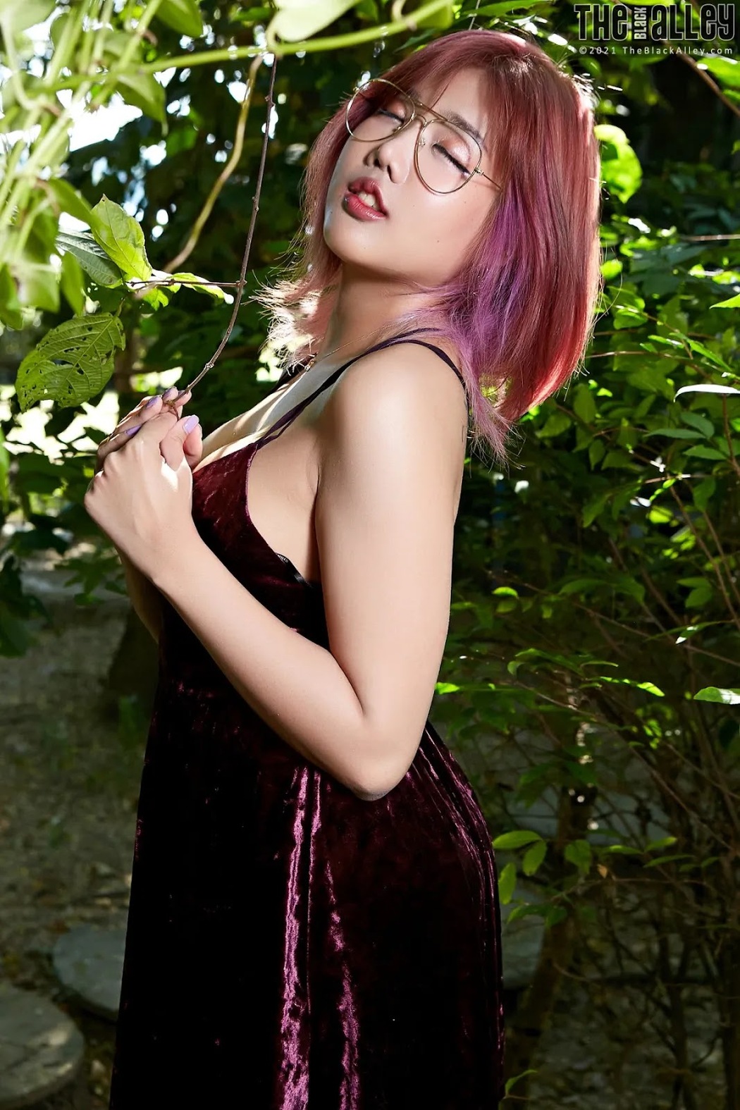 [The Black Alley] Niki Photo Set.19 (2021.11.29)