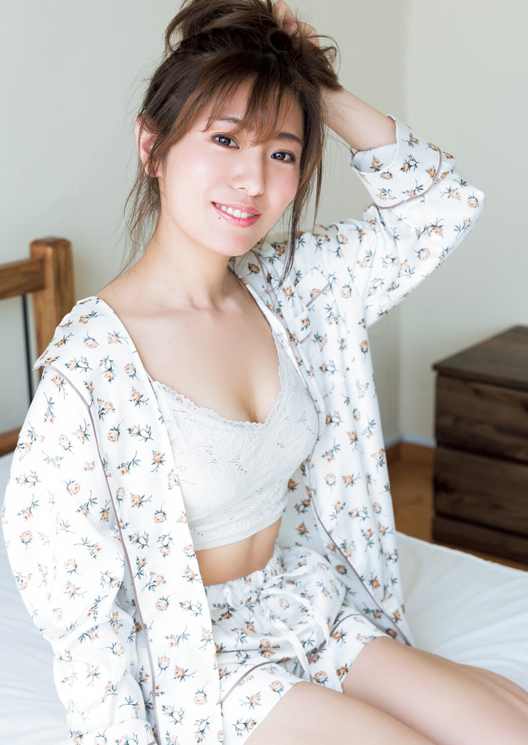 Yumeno Shirato 白戸ゆめの, Young Jump 2022 No.27 (ヤングジャンプ 2022年27号)