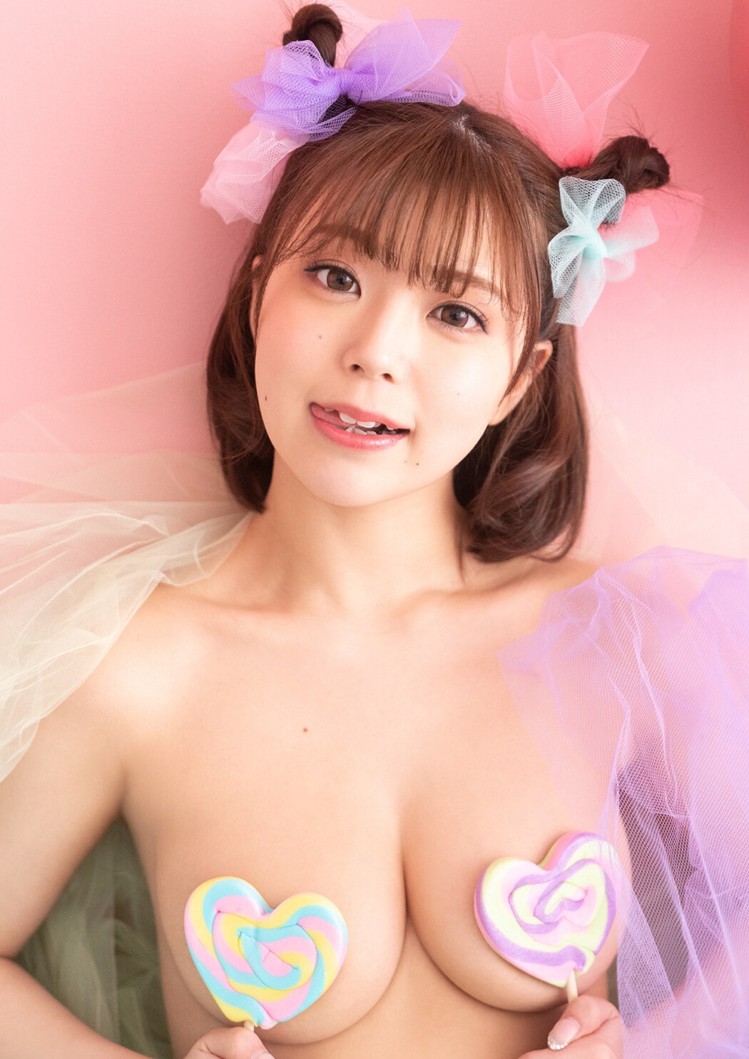 MOMO もも, Young Jump 2022 No.27 (ヤングジャンプ 2022年27号)