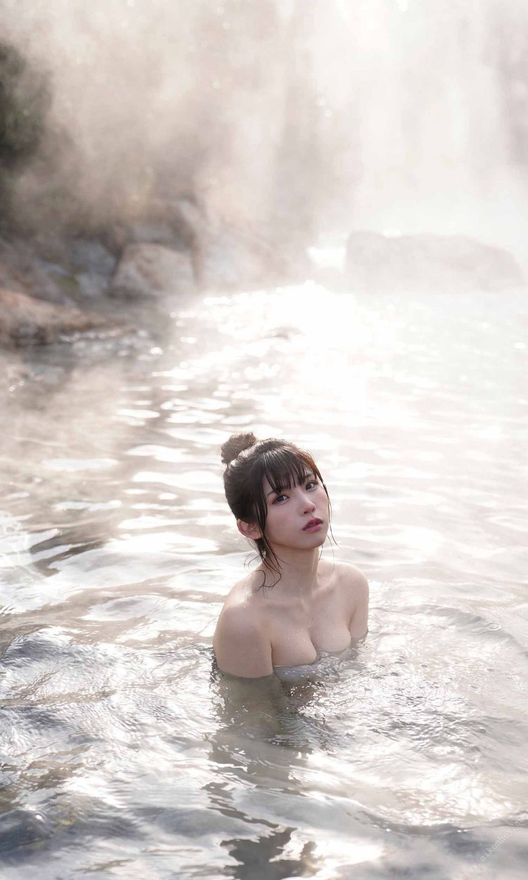 Enako えなこ, 週プレ Photo Book Calendar Girl Set.01