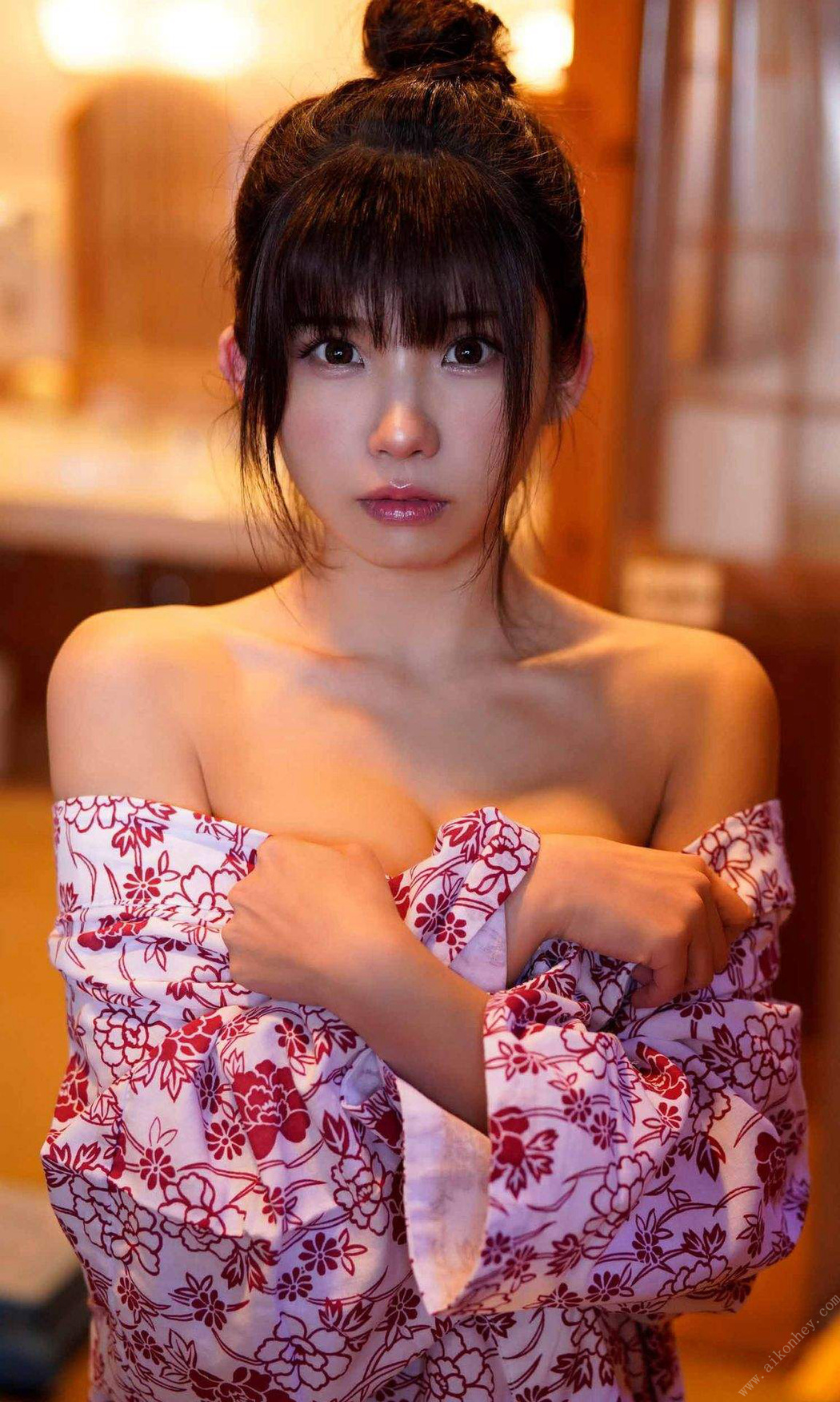Enako えなこ, 週プレ Photo Book Calendar Girl Set.01