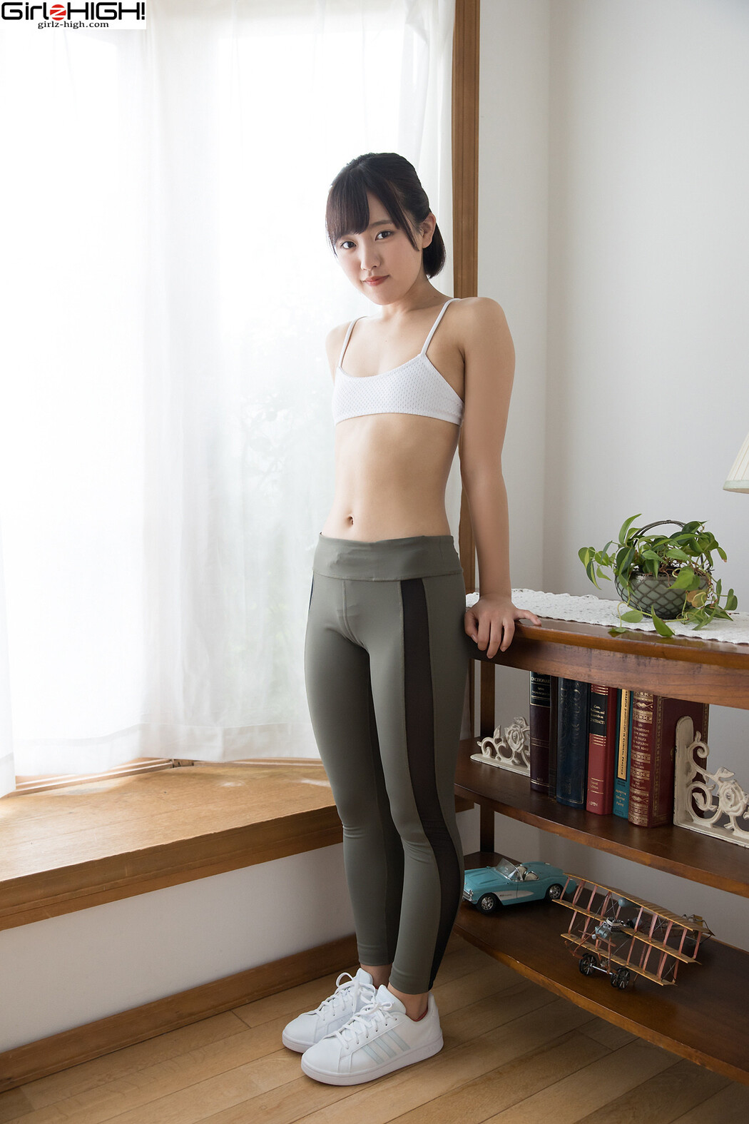 Anjyu Kouzuki 香月杏珠, [Girlz-High] 2021.12.08 (bfaa_070_002)