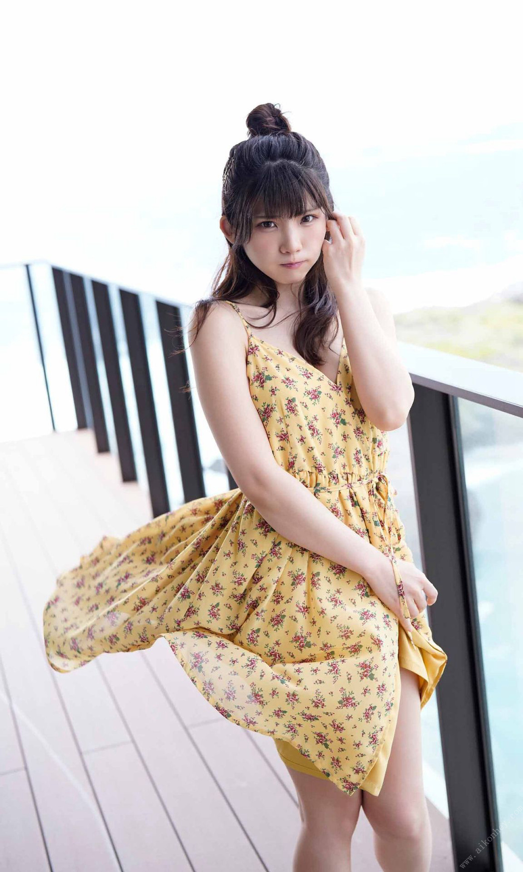 Enako えなこ, 週プレ Photo Book Calendar Girl Set.01