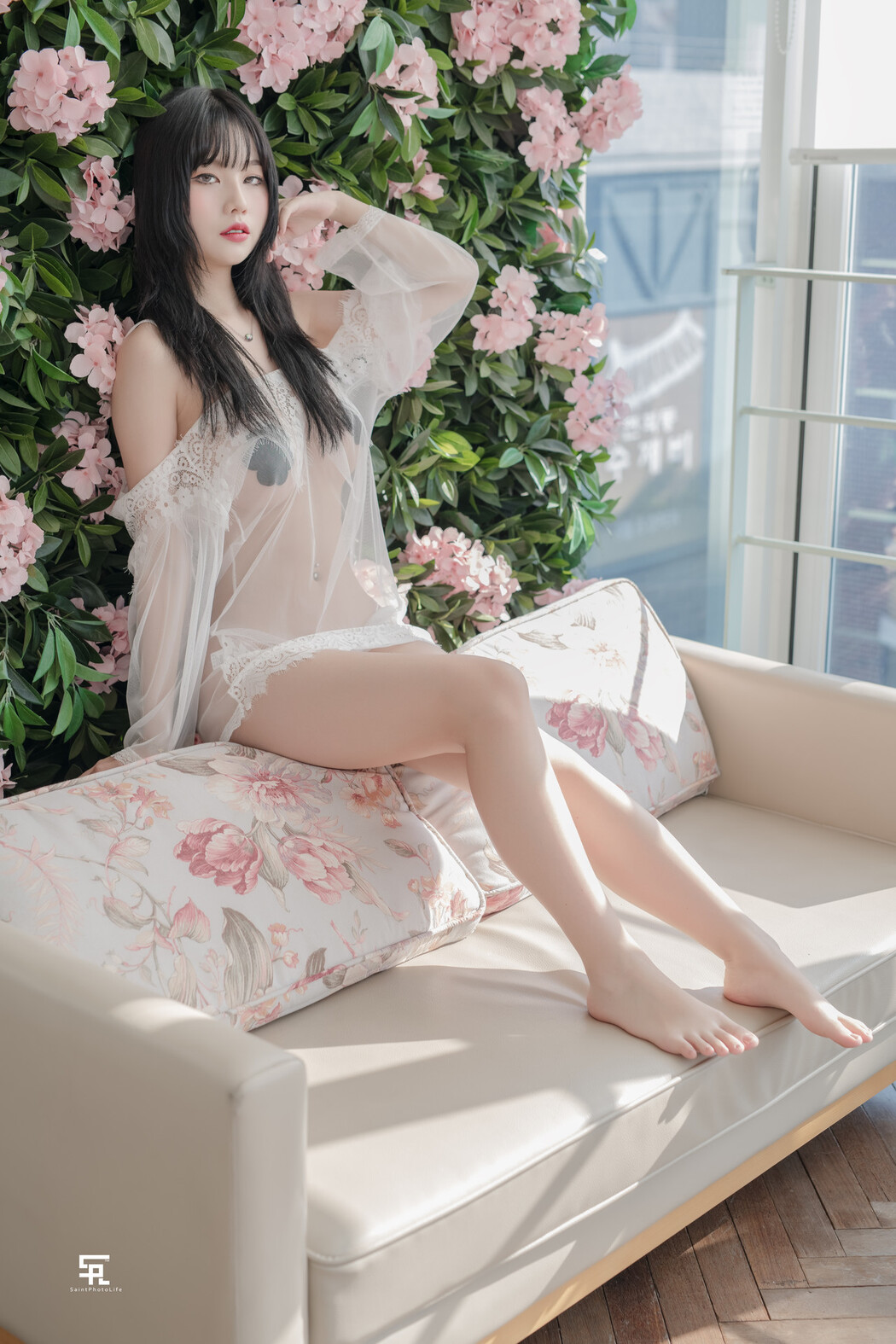 YUNA 윤아, [SAINT Photolife] BLOOM Vol.01 - Set.02 Cover Photo