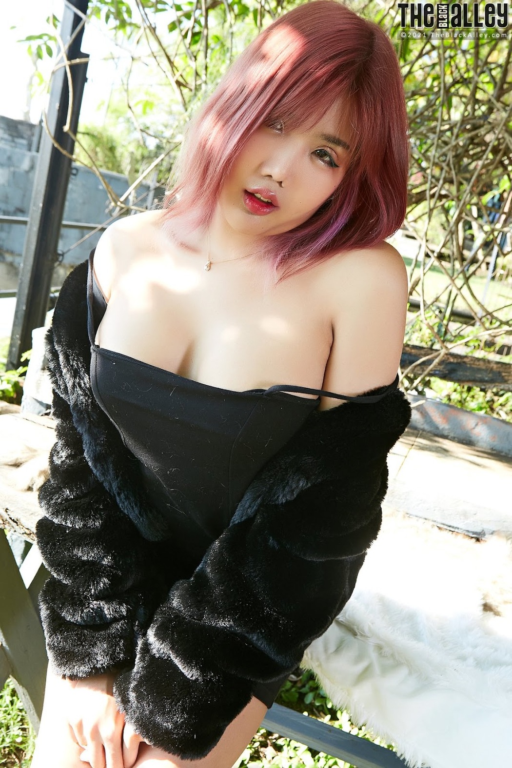 [The Black Alley] Niki Photo Set.22 (2021.12.09)