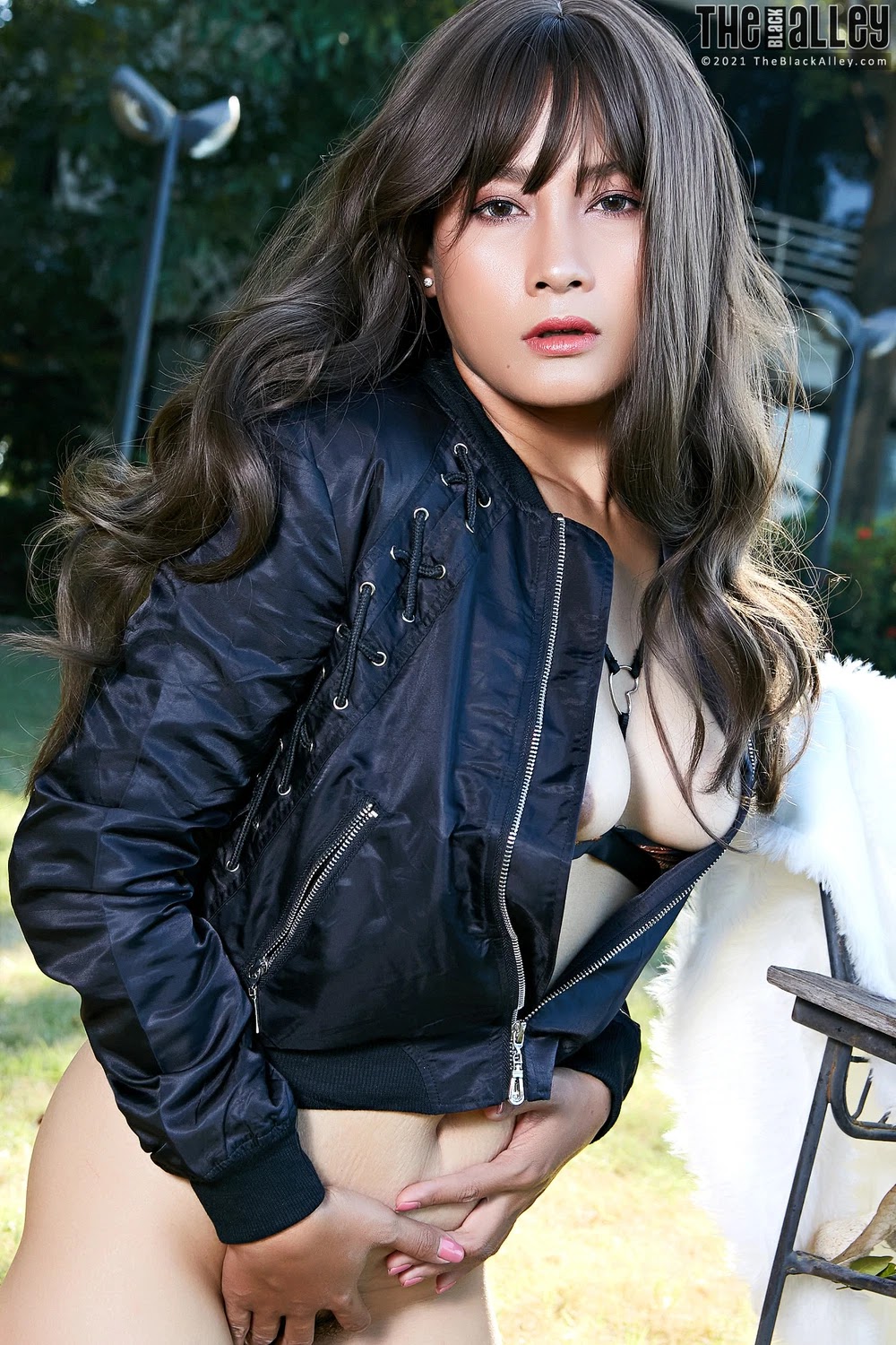 [The Black Alley] Winny Sung Photo Set.174 (2021.12.03)