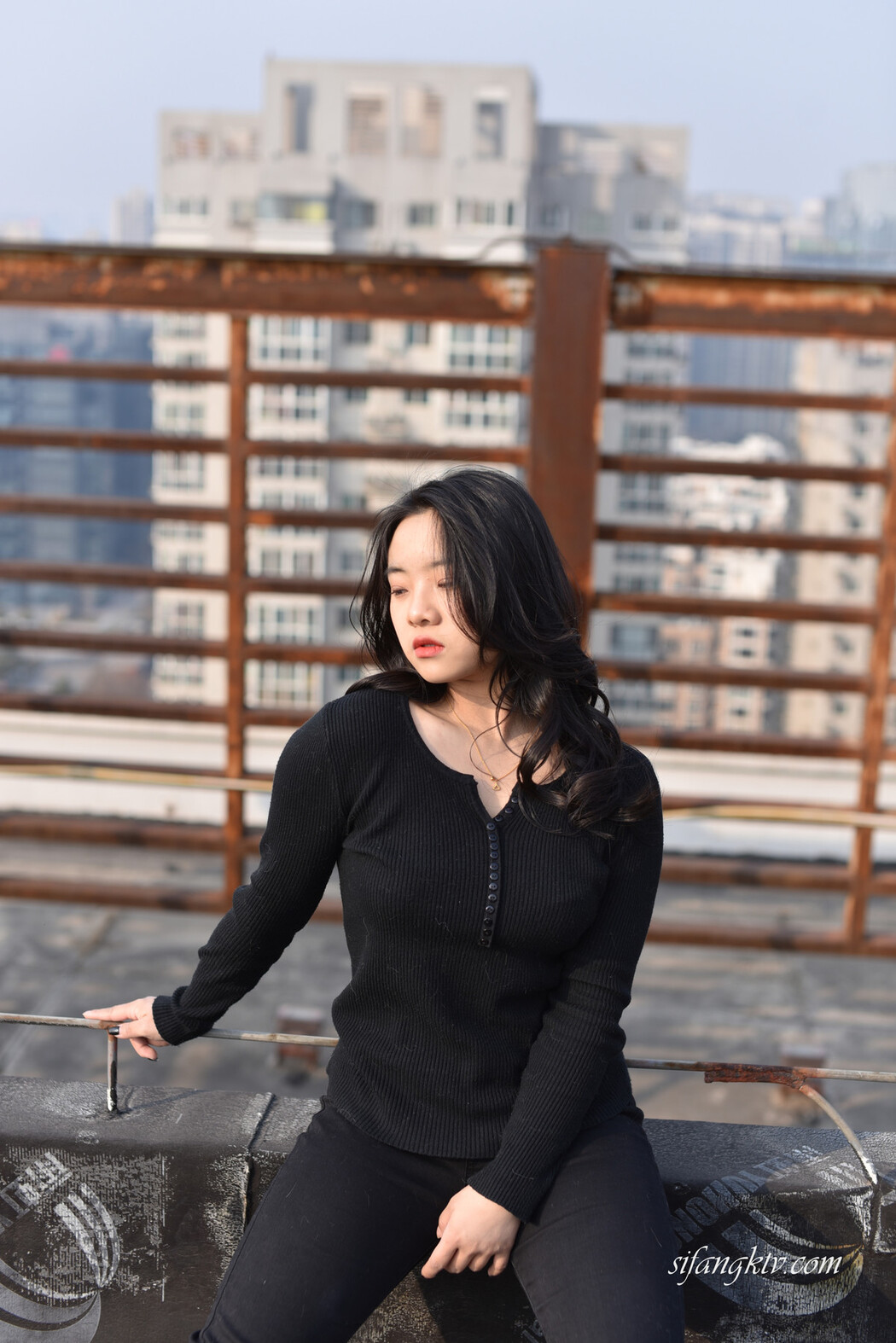 JVID精品 沉淪的貓露臉大尺度寫真+被攝影師潛規則 Set.01