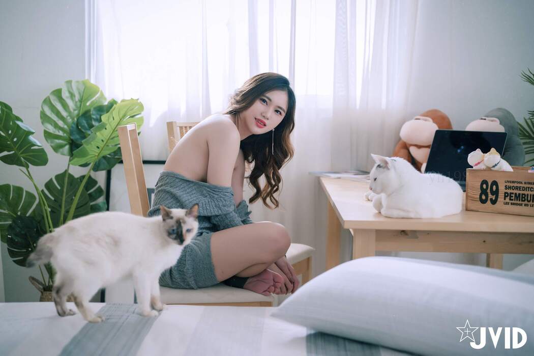 JVID精品 美乳女神Jessica到友人家看貓被強制高潮 Set.02