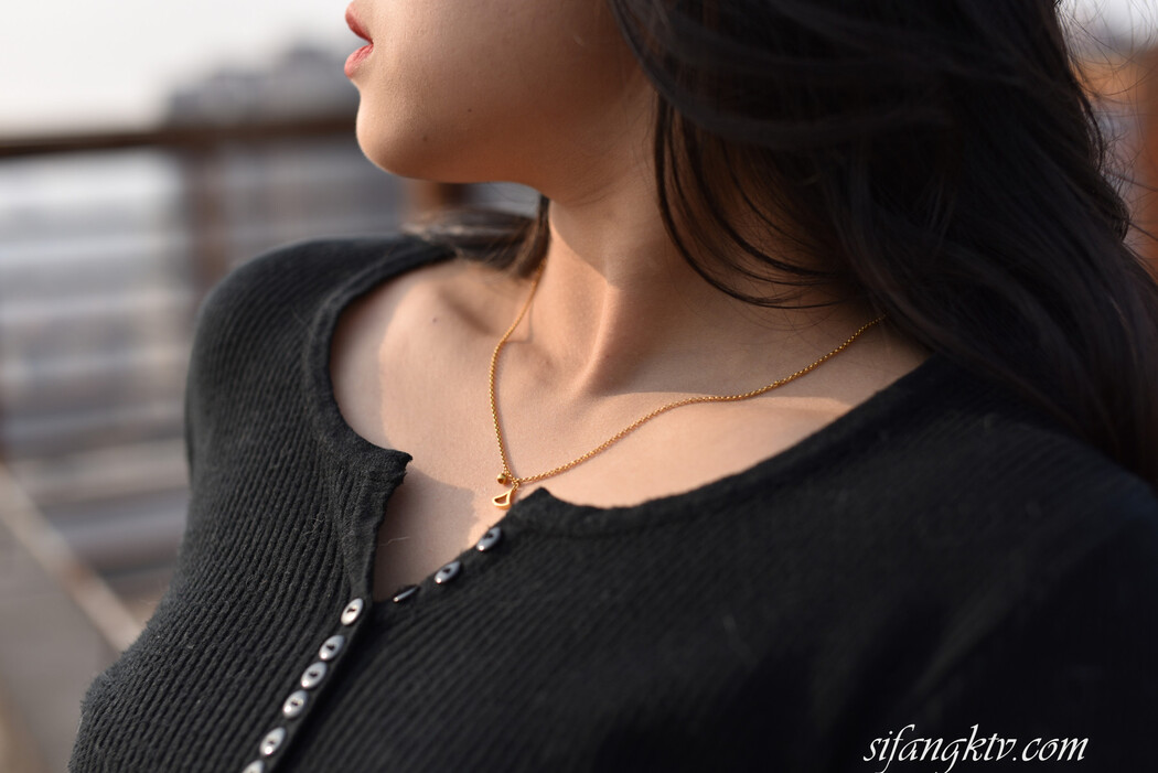 JVID精品 沉淪的貓露臉大尺度寫真+被攝影師潛規則 Set.01