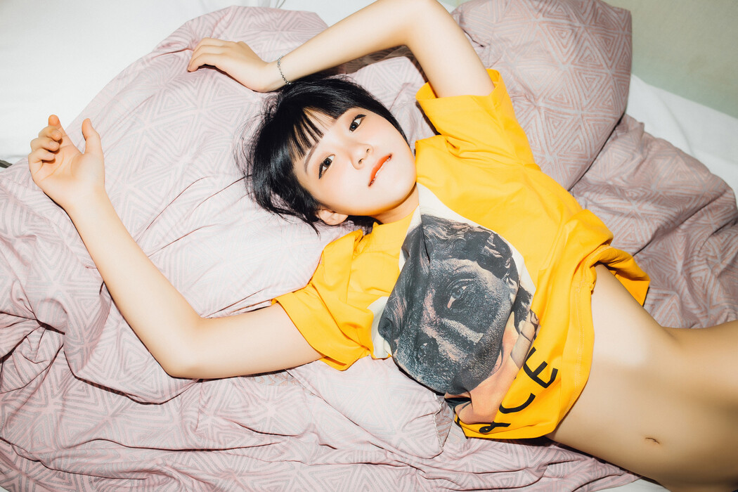 Jeong Jenny 정제니, [Moon Night Snap] Jenny is Cute