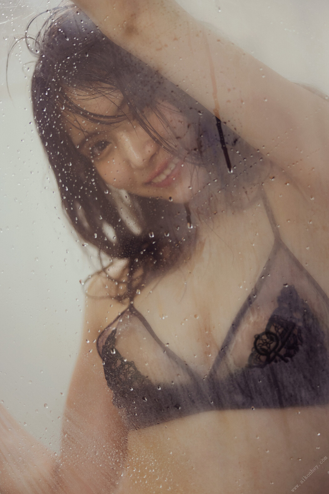 Sayaka Nitori 似鳥沙也加, FLASHデジタル写真集 夜に身を任せて 前編 Set.03