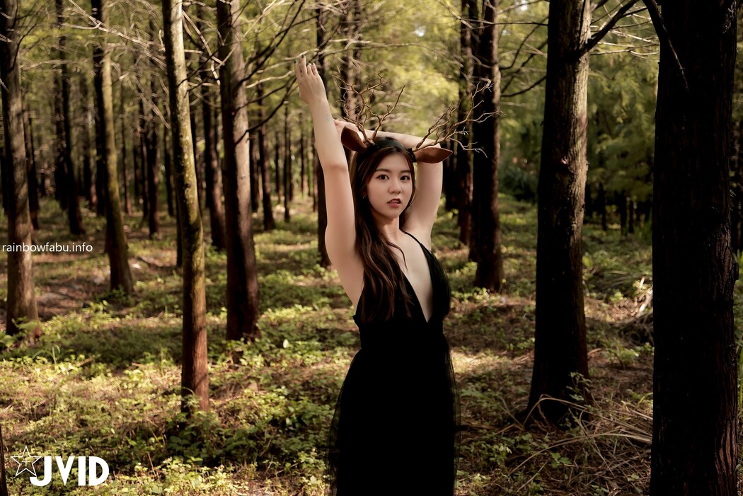 JVID精品 卡洛琳-野外再次解放 Set.01