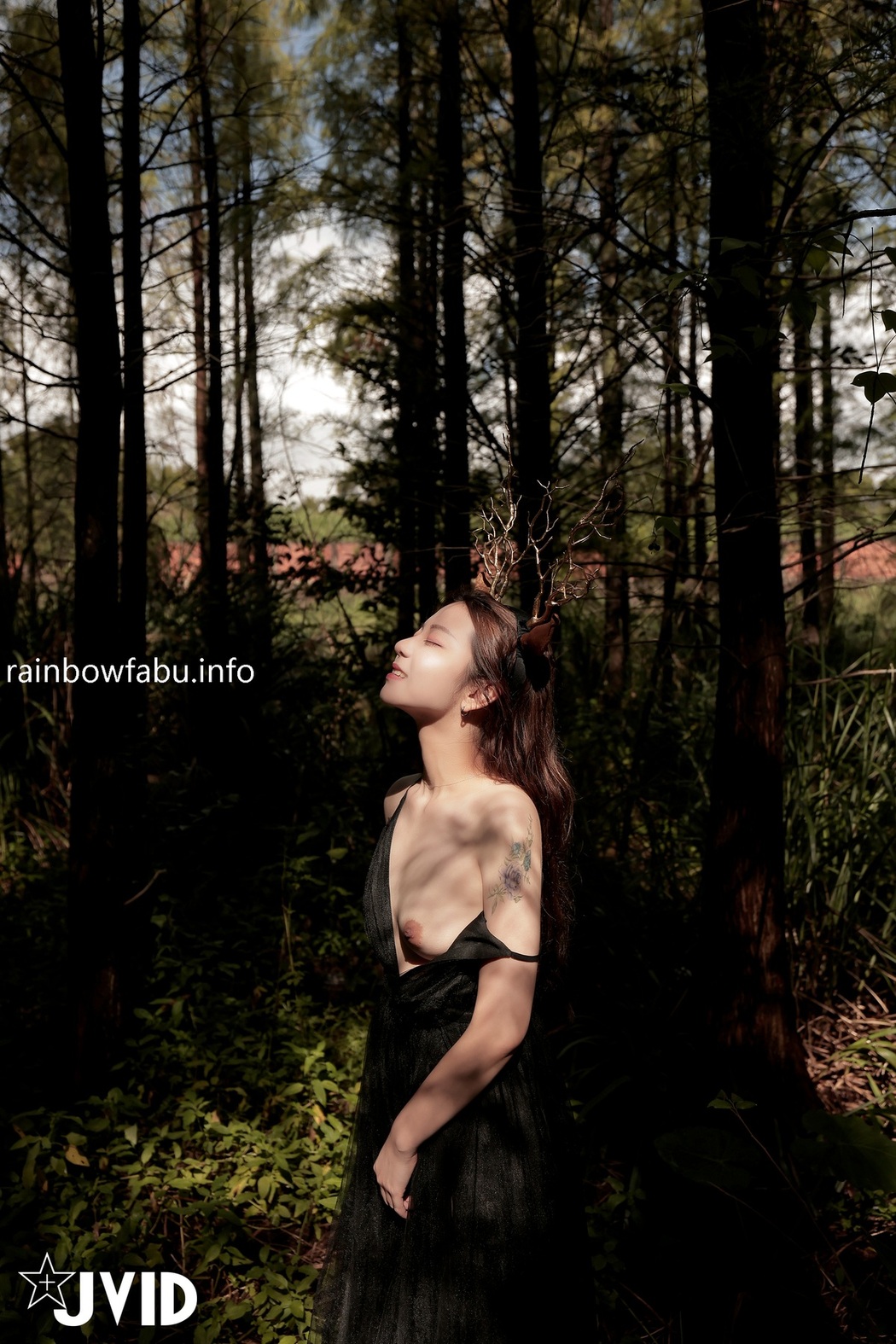 JVID精品 卡洛琳-野外再次解放 Set.01