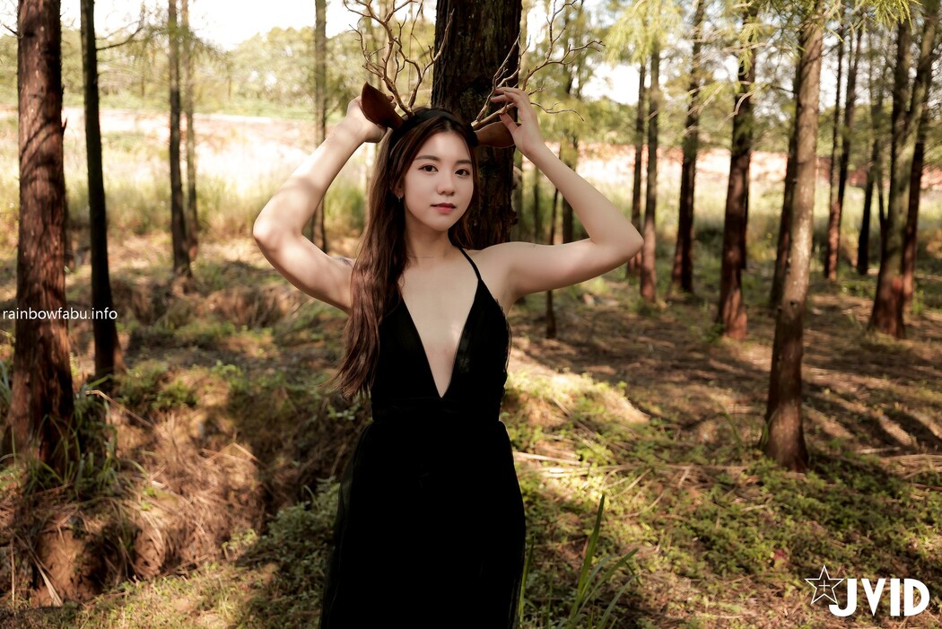JVID精品 卡洛琳-野外再次解放 Set.01