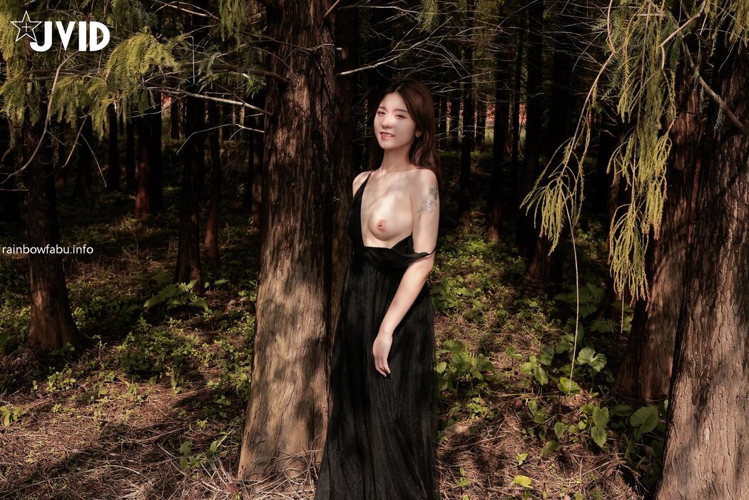 JVID精品 卡洛琳-野外再次解放 Set.01