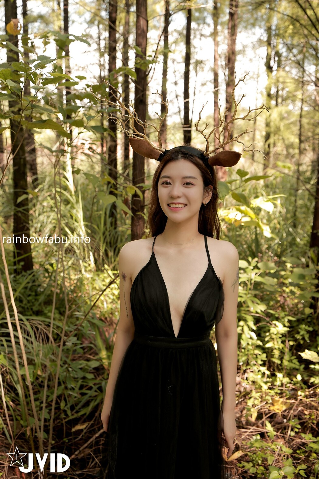 JVID精品 卡洛琳-野外再次解放 Set.01