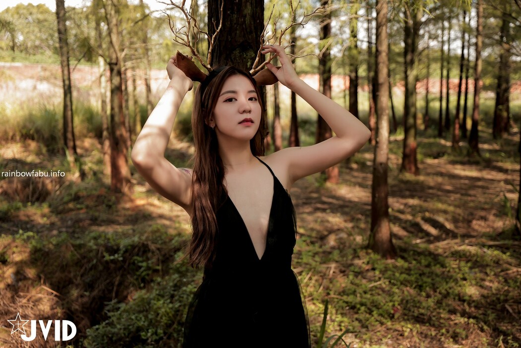 JVID精品 卡洛琳-野外再次解放 Set.01