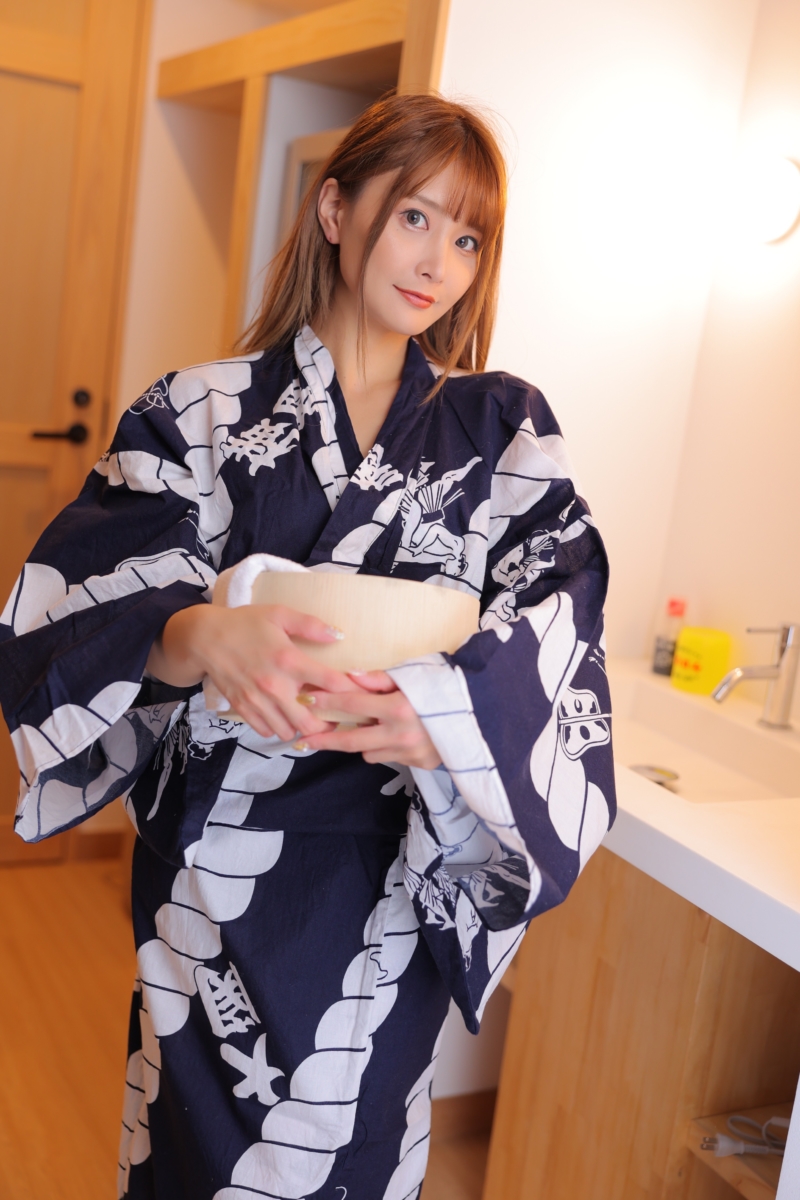 Momo Akabane 赤羽もも, FLASH 2022.07.05 (フラッシュ 2022年7月5日号)