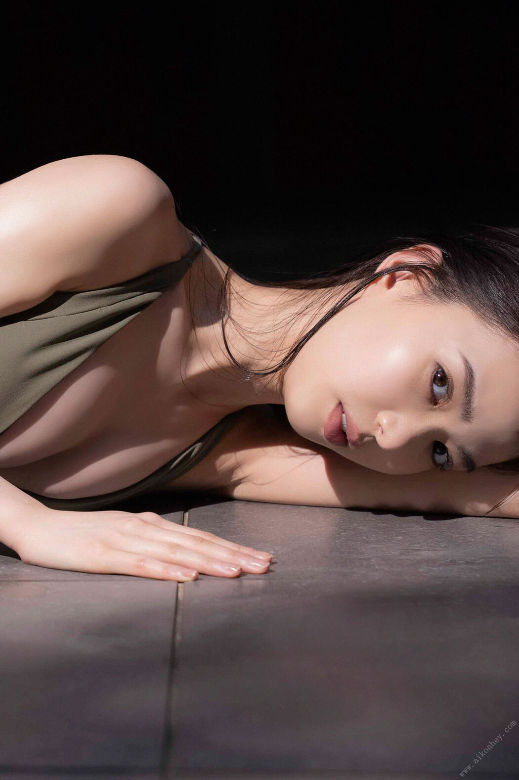 Riko Matsudaira 松平璃子, ＦＲＩＤＡＹデジタル写真集 「艶めくボディ」 Set.02