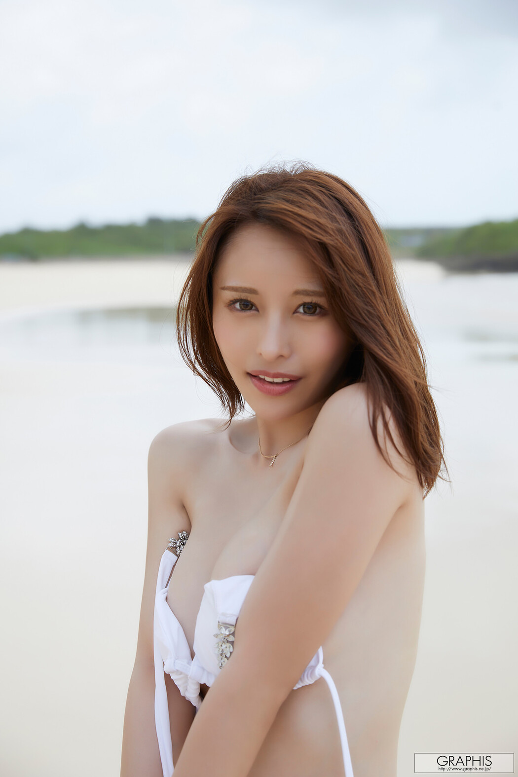 Mayuki Ito 伊藤舞雪, [Graphis] Gals 「MORE」 Vol.07 Cover Photo