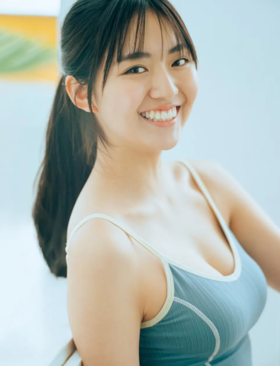 Runa Toyoda 豊田ルナ, FRIDAY 2022.07.08 (フライデー 2022年7月8日号)