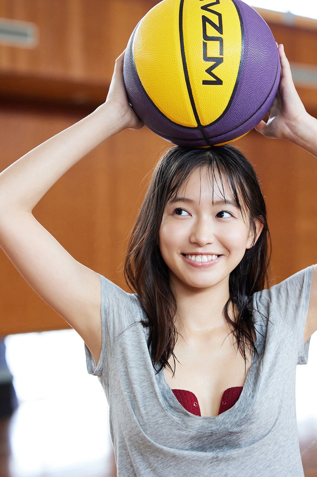 Nene Shida 志田音々, ＦＲＩＤＡＹデジタル写真集 愛しのSummer Girl Set.01