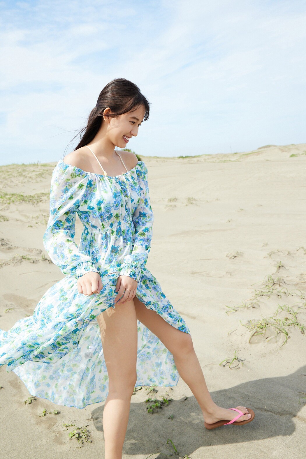 Nene Shida 志田音々, ＦＲＩＤＡＹデジタル写真集 愛しのSummer Girl Set.04