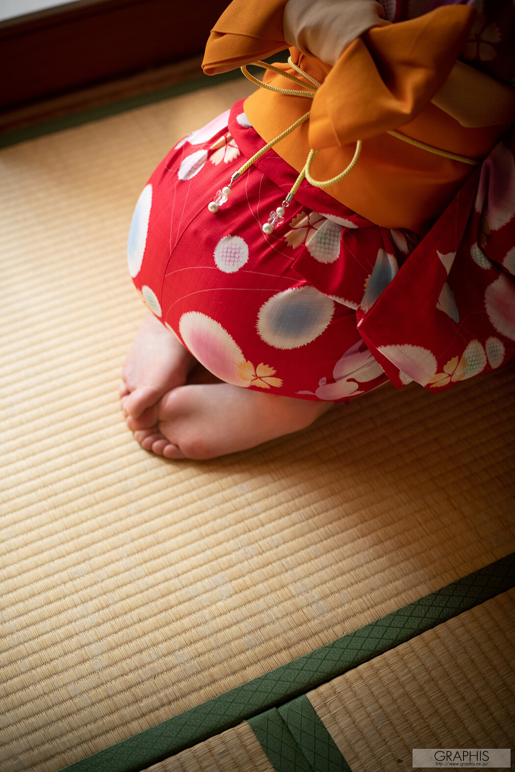 Umi Yatsugake 八掛うみ, [Graphis] Gals 「Girl like a doll」 Vol.04