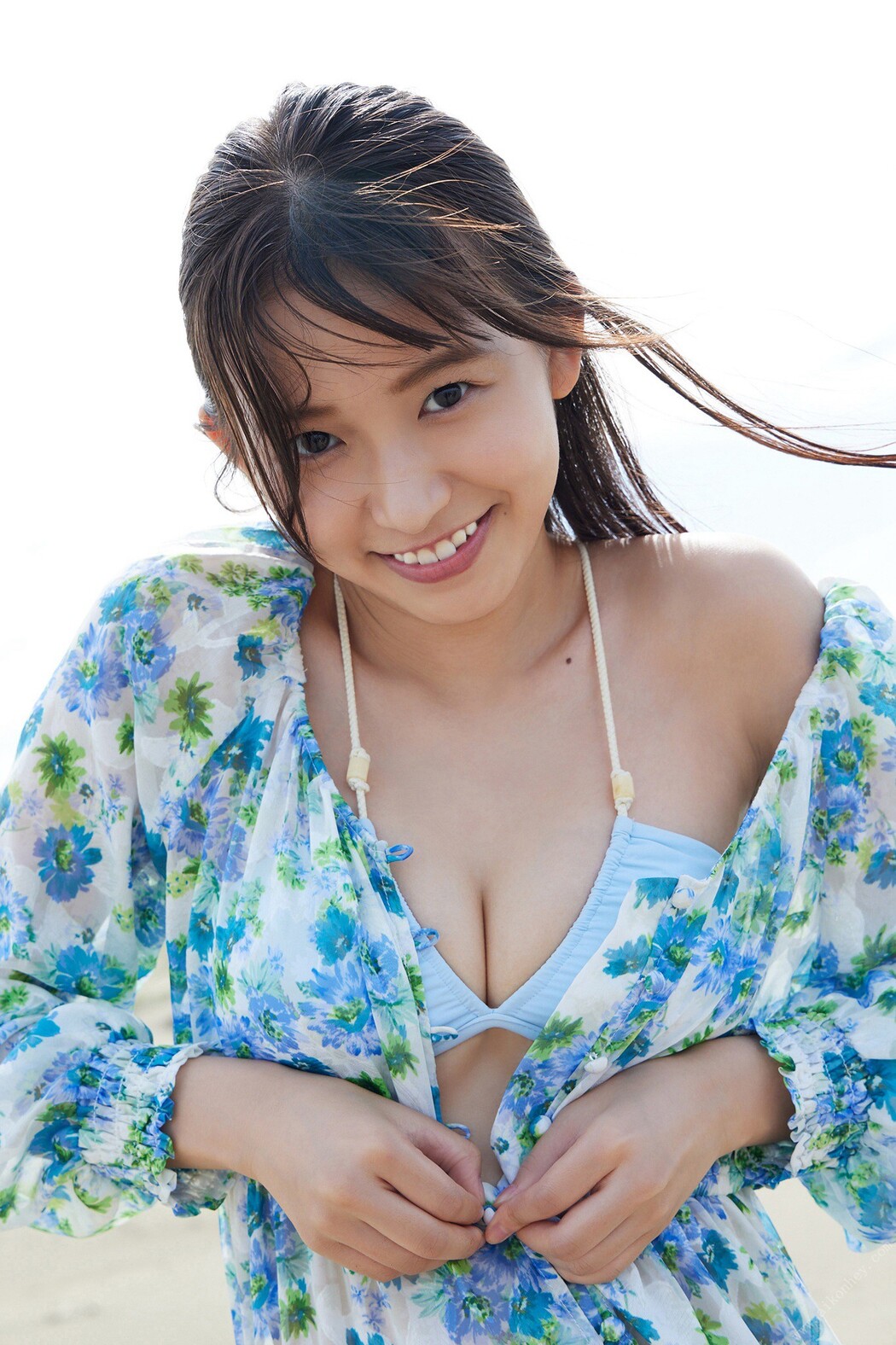 Nene Shida 志田音々, ＦＲＩＤＡＹデジタル写真集 愛しのSummer Girl Set.04