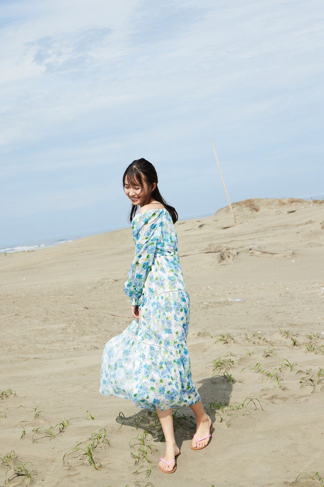 Nene Shida 志田音々, ＦＲＩＤＡＹデジタル写真集 愛しのSummer Girl Set.04