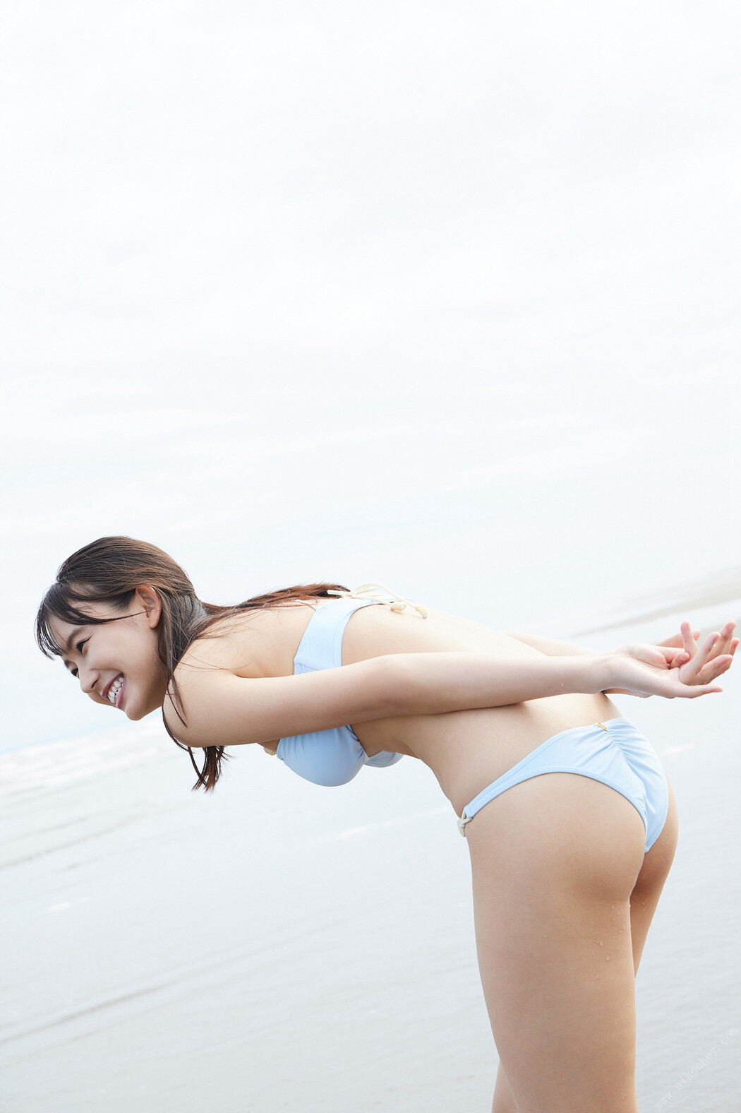Nene Shida 志田音々, ＦＲＩＤＡＹデジタル写真集 愛しのSummer Girl Set.04